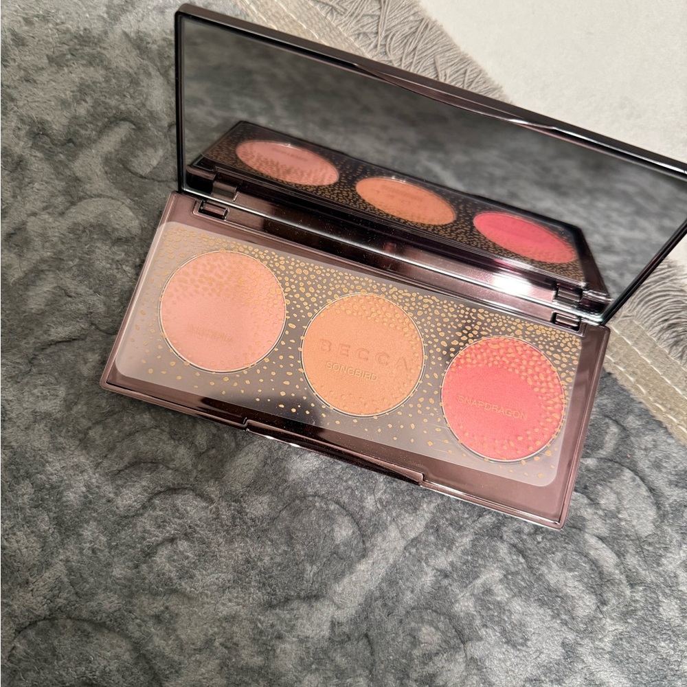 BECCA Blush Palette